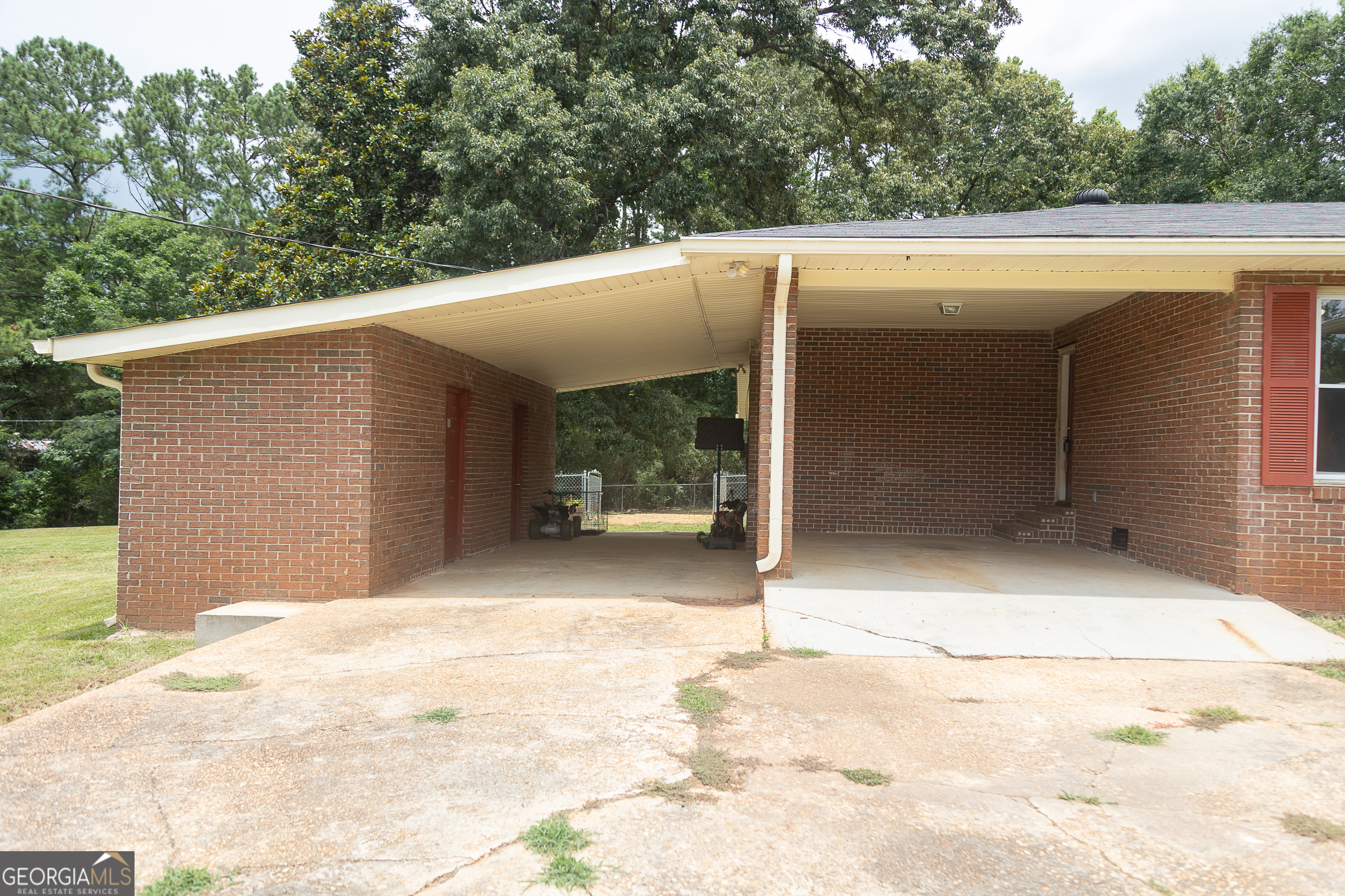 Residential in Lagrange 4