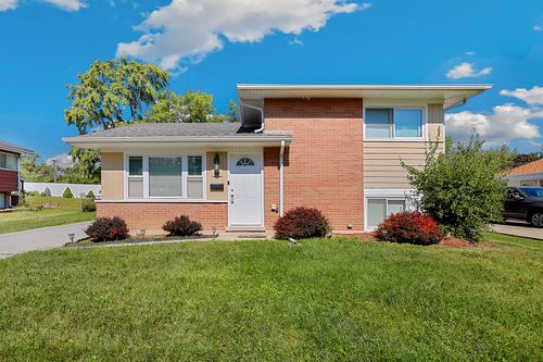 613 Saratoga Dr, Chicago Heights, IL, 60411-1916 | Card Image