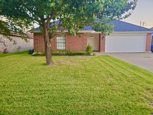 2927 30th Ave N, Texas City, TX, 77590-3969 | Card Image