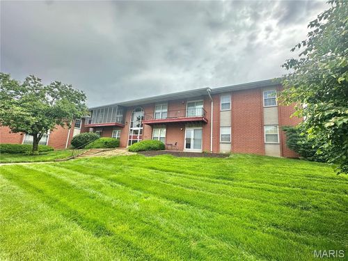 apt-c-10341 Forest Brook Ln, Saint Louis, MO, 63146-5850 | Card Image