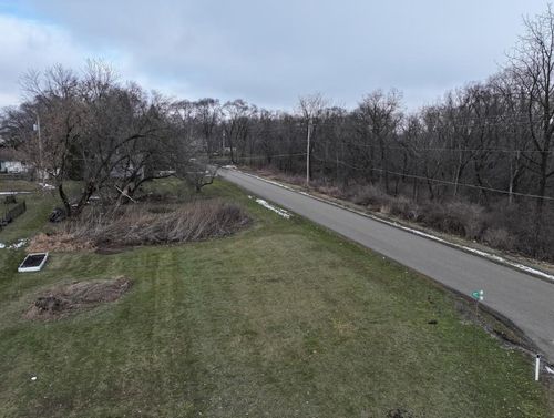 .34 Ervin Pl, Sussex, WI, 53089 | Card Image