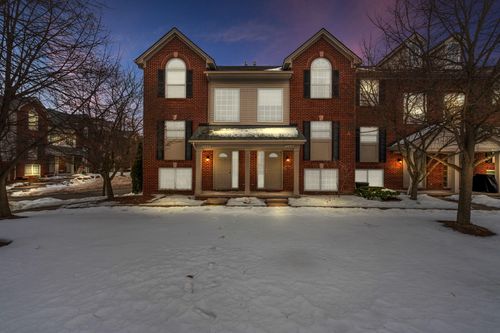 3164 Promenade Cir, Ann Arbor, MI, 48108-1558 | Card Image