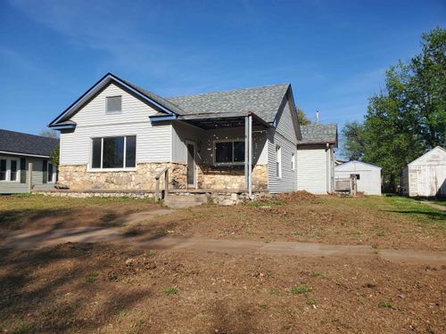 1112 N 4th St, Arkansas City, KS, 67005-1628 | Card Image