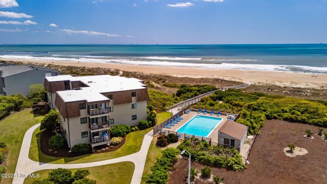 H9 - 2008 E Fort Macon Rd, Condo with 2 bedrooms, 2 bathrooms and null parking in Atlantic Beach NC | Image 24