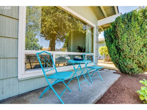 11810 Ne Siskiyou St, Portland, OR, 97220-1661 | Card Image