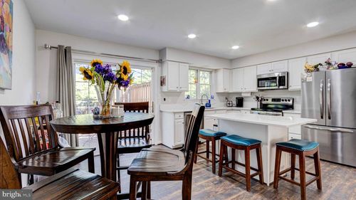 231 Old Magothy Bridge Rd, Pasadena, MD, 21122 | Card Image