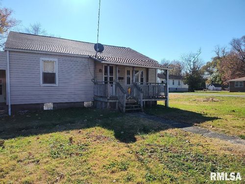 805 1st St, Mounds, IL, 62964-1215 | Card Image