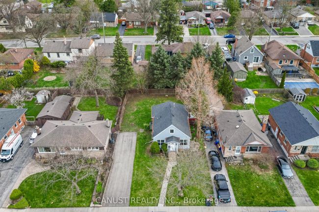 19 Beaucourt Rd, House other with 5 bedrooms, 3 bathrooms and 4 parking in Hamilton ON | Image 21