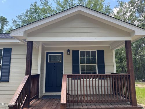 121 Brock Rd, Lucedale, MS, 39452-4665 | Card Image