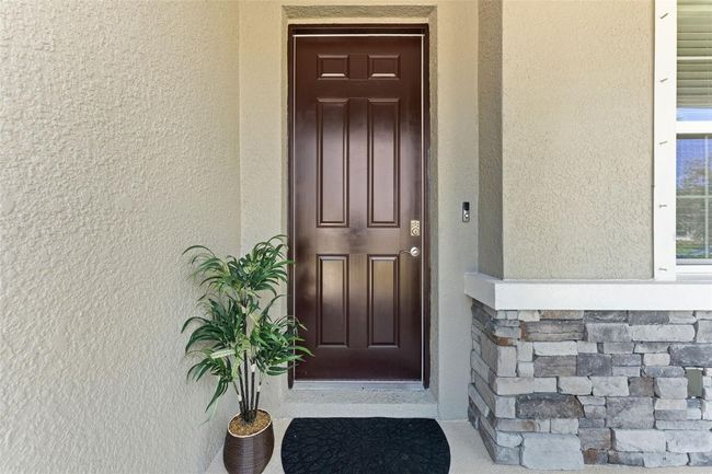 Front door | Image 6