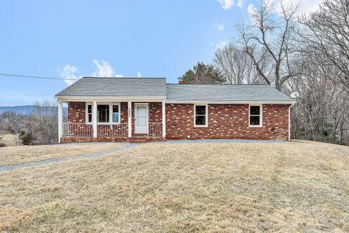 3862 Country Club Rd, Troutville, VA, 24175-6990 | Card Image