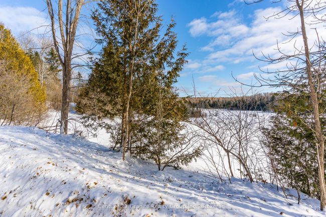 3783 Monck Rd, House other with 3 bedrooms, 2 bathrooms and 8 parking in Norland ON | Image 40