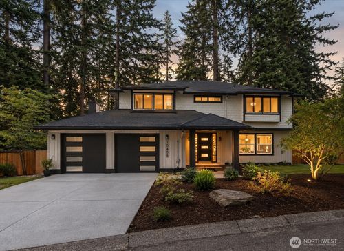 10406 115th Pl Ne, Kirkland, WA, 98033-5017 | Card Image
