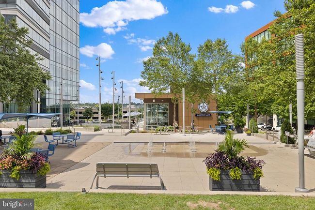 APT-213 - 8220 Crestwood Heights Dr, Condo with 1 bedrooms, 1 bathrooms and null parking in MCLEAN VA | Image 57