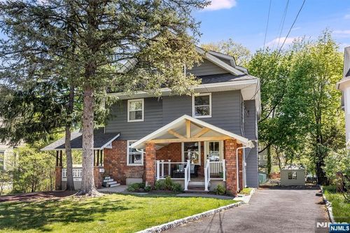 181 Valley Rd, Montclair, NJ, 07042-2334 | Card Image