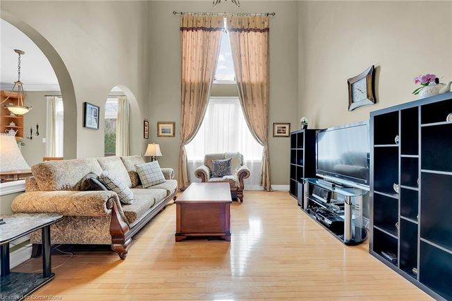 3348 Raspberry Bush Trail, House other with 4 bedrooms, 4 bathrooms and 6 parking in Oakville ON | Image 4