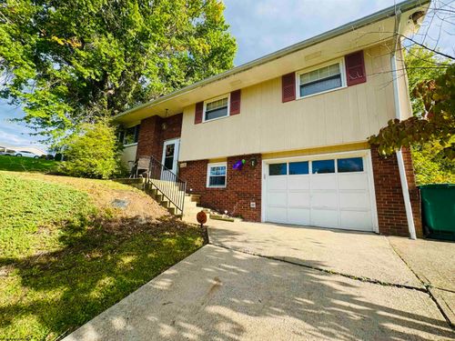1322 Lincoln Way, Fairmont, WV, 26554-7938 | Card Image