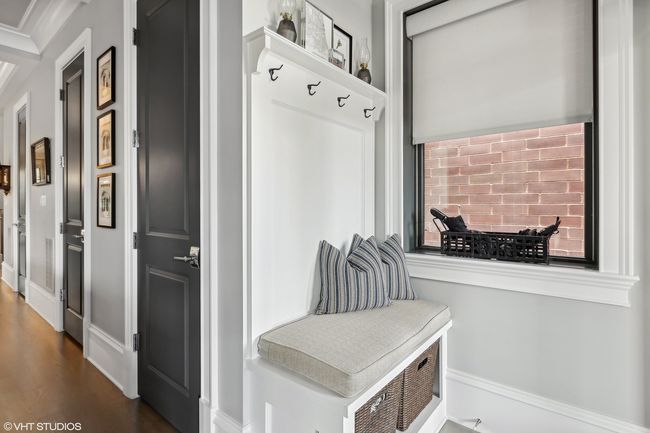 2 - 2633 N Mildred Ave, Condo with 4 bedrooms, 3 bathrooms and 1 parking in CHICAGO IL | Image 13
