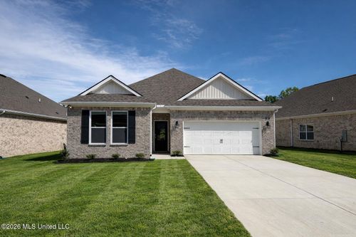 48 Powell Pl, Byhalia, MS, 38611-7891 | Card Image