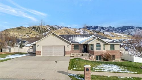 52 N 880 E, Smithfield, UT, 84335-2541 | Card Image