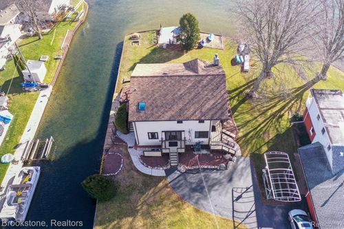 2995 Venice, Highland, MI, 48356-2439 | Card Image
