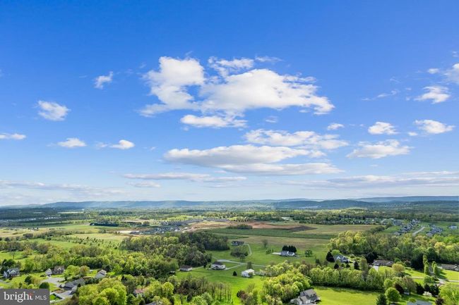 78 Irish Ln, House other with 5 bedrooms, 4 bathrooms and null parking in Martinsburg WV | Image 57