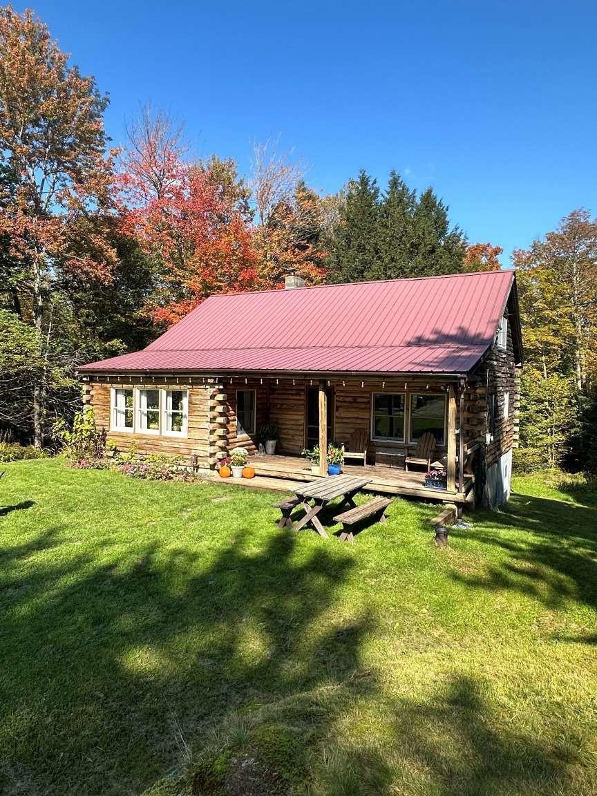 Russell Rd, Waterbury Center, VT 05677