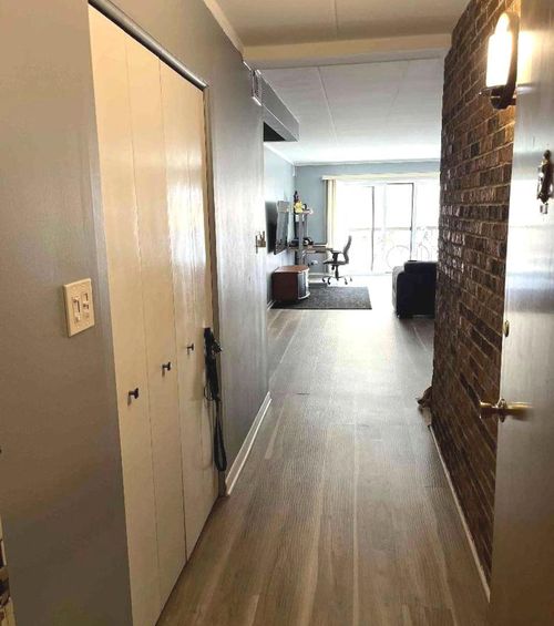 apt-3a-900 S River Rd, Des Plaines, IL, 60016-6763 | Card Image