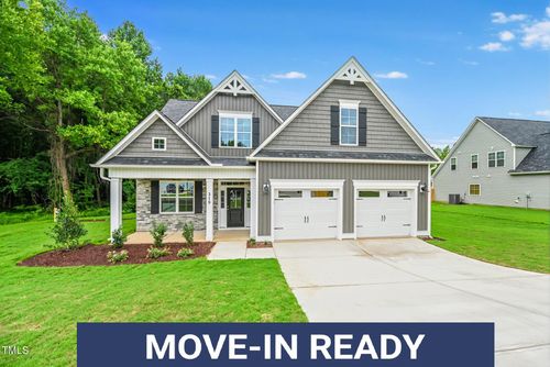 318 Abingdon Farms Dr, Selma, NC, 27576-5413 | Card Image