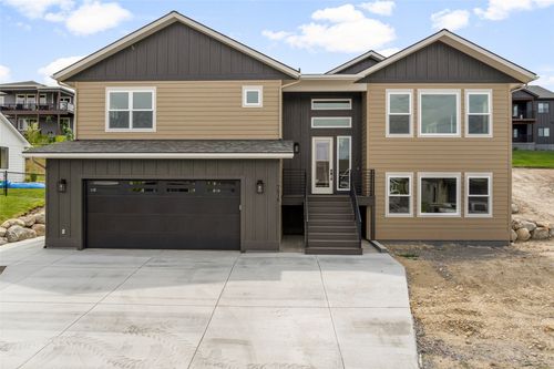 7018 Max Dr, Missoula, MT, 59803-5800 | Card Image