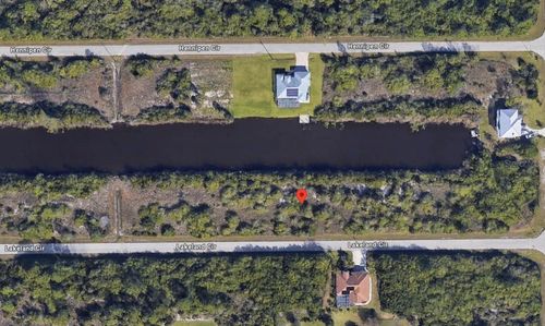 15040 Lakeland Cir, Port Charlotte, FL, 33981-4657 | Card Image