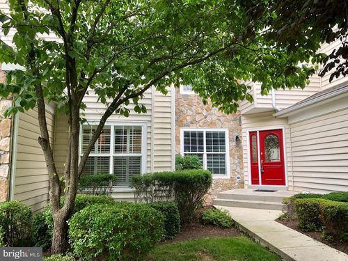 20090 Valhalla Sq, ASHBURN, VA, 20147-4145 | Card Image