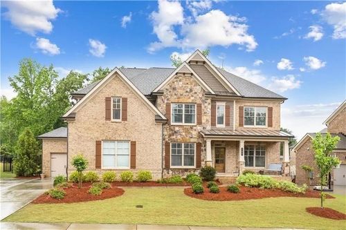 735 Deer Hollow Trce, Suwanee, GA, 30024-8903 | Card Image