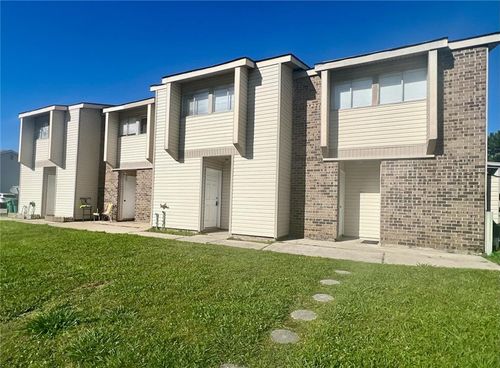 105 Cayman Cv, Mandeville, LA, 70448-4753 | Card Image