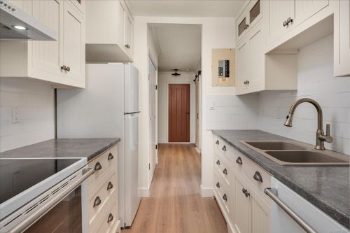 308-160 Vancouver Ave, Nanaimo, BC, V9S4E8 | Card Image