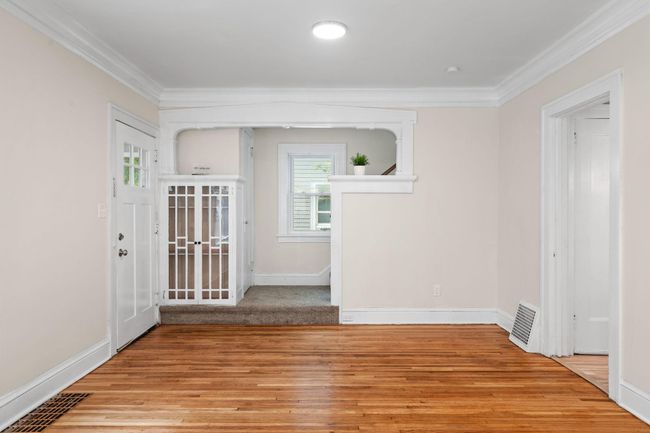 Classic charm throughout | Image 13