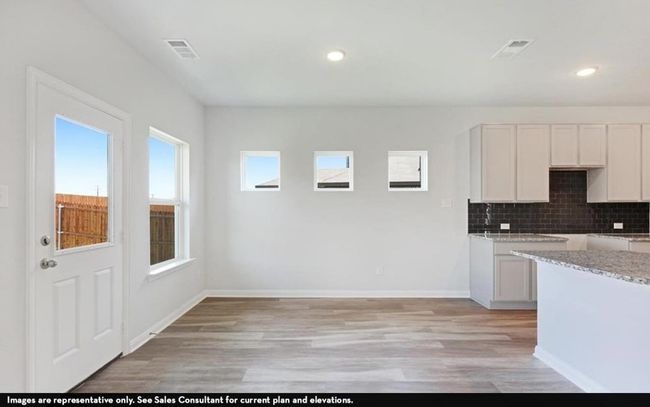 290 Yosemite Dr, House other with 3 bedrooms, 2 bathrooms and 2 parking in Kyle TX | Image 9