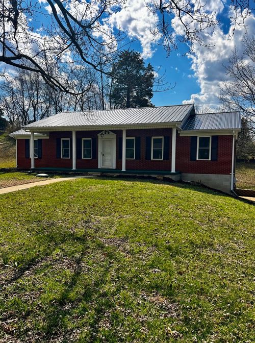 83 Cold Springs Dr, Lancaster, KY, 40444-8772 | Card Image