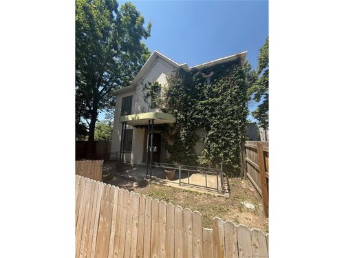 1901 N Emerson St, Denver, CO, 80218-1015 | Card Image