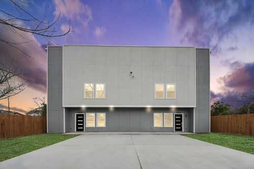 a-7412 Carver Road, Houston, TX, 77088 | Card Image