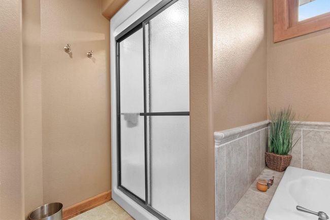 217 Hidden Ridges Way, House other with 4 bedrooms, 4 bathrooms and null parking in COMBINED LOCKS WI | Image 43