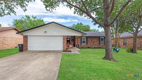 1406 Shannon Cir, New Braunfels, TX, 78130-3123 | Card Image