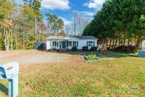 810 Dallas Spencer Mtn Rd, Dallas, NC, 28034-7609 | Card Image