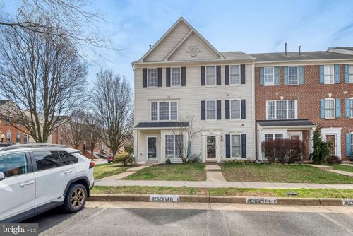 42847 Pilgrim Sq, CHANTILLY, VA, 20152-3929 | Card Image