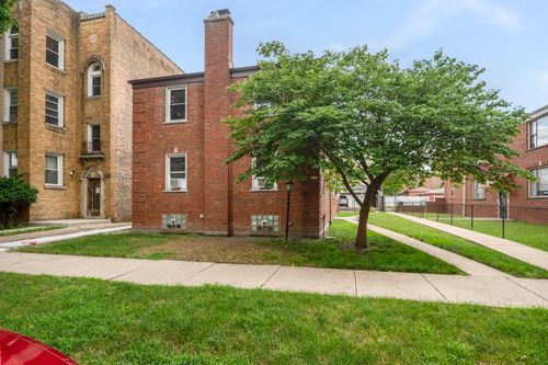 9032 S Laflin St, Chicago, IL, 60620-5018 | Card Image