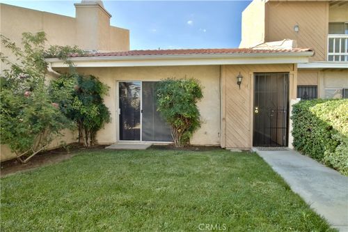 14-16465 Green Tree Blvd, Victorville, CA, 92395-5260 | Card Image