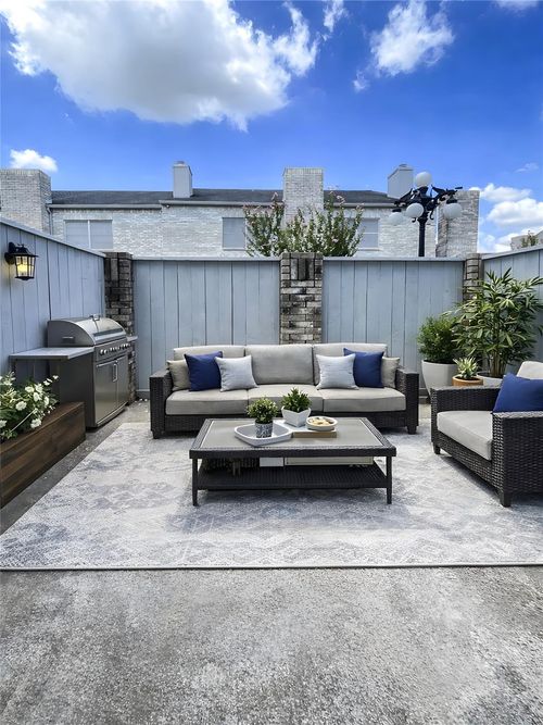 640-640 Wilcrest Dr, Houston, TX, 77042-1079 | Card Image