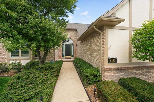 4379 Chablis Dr, Sterling Heights, MI, 48314-1847 | Card Image