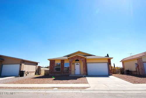 14344 Venecia Dr, Horizon City, TX, 79928-5851 | Card Image