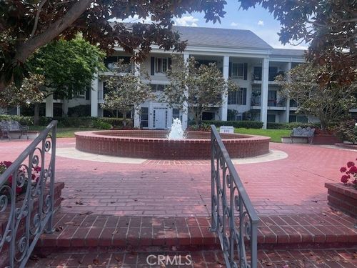 ph-11-100 Scholz Plz, Newport Beach, CA, 92663-1627 | Card Image